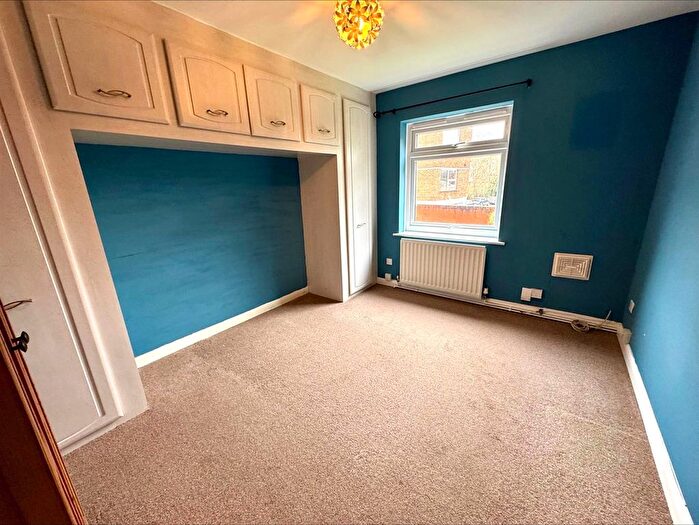 2 Bedroom Flat To Rent In Ashbourne Avenue, Harrow-On-The-Hill, Harrow, HA2