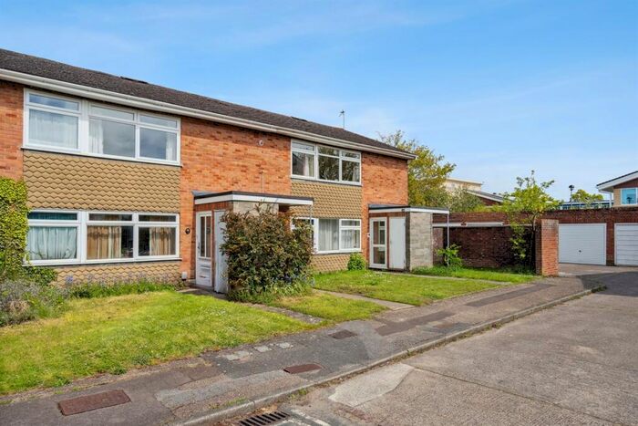2 Bedroom Apartment To Rent In Nursery Close, Headington, Oxford, Oxford, OX3