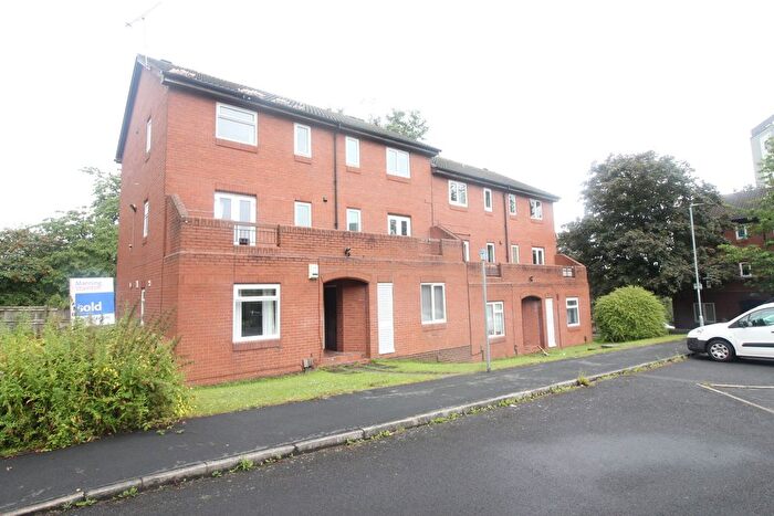 1 Bedroom Flat To Rent In Well Close Rise, Leeds, West Yorkshire, LS7