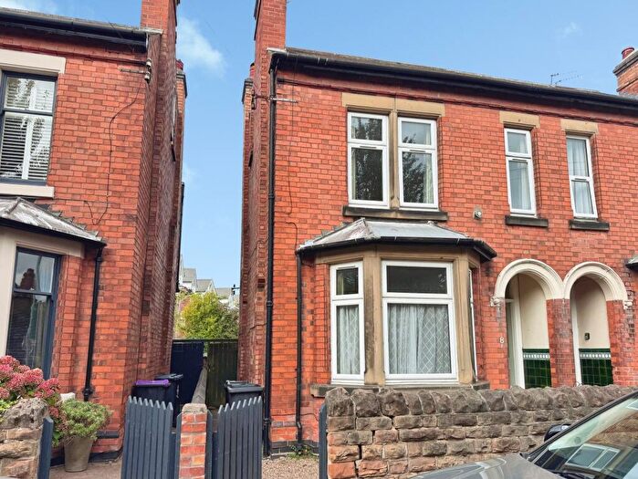 4 Bedroom Semi-Detached House To Rent In Haddon Road, West Bridgford, NG2
