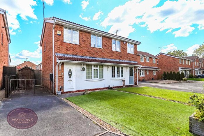 2 Bedroom Semi Detached House For Sale In Borman Close, Nottingham, NG6