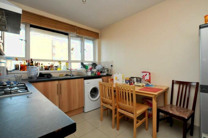 3 Bedroom Flat To Rent In Dombey Street, London, WC1N