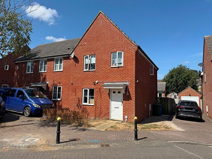 Property For Sale In Maylam Gardens, Sittingbourne, Kent, ME10