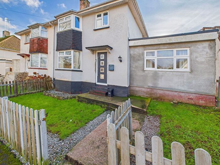 4 Bedroom Semi Detached House For Sale In Halsteads Road, Torquay, TQ2