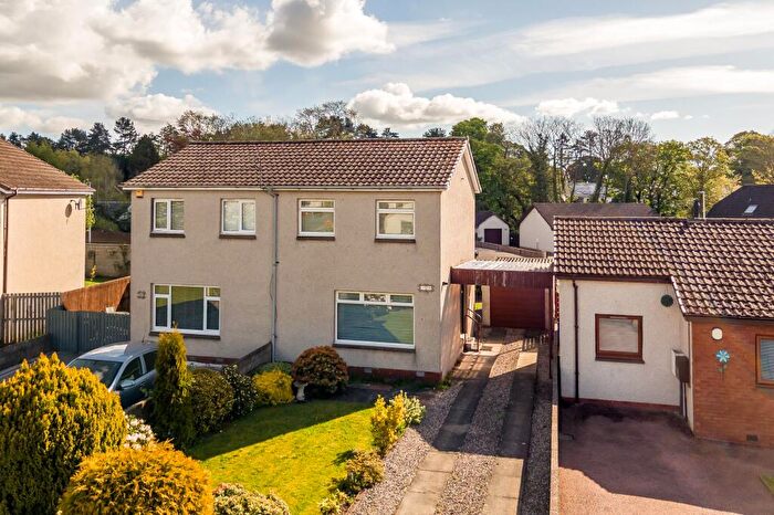 2 Bedroom Semi-Detached House For Sale In Hawick Drive, Dundee, DD4