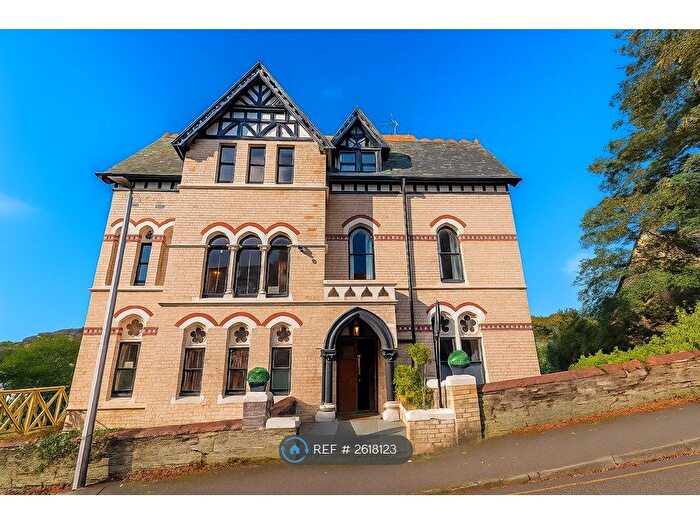2 Bedroom Flat To Rent In Torrs Park, Ilfracombe, EX34