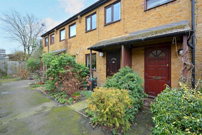2 Bedroom Terraced House To Rent In Woodseer Street, London, E1