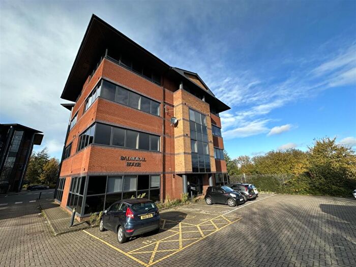 1 Bedroom Apartment To Rent In Balmoral House, Salford, M5
