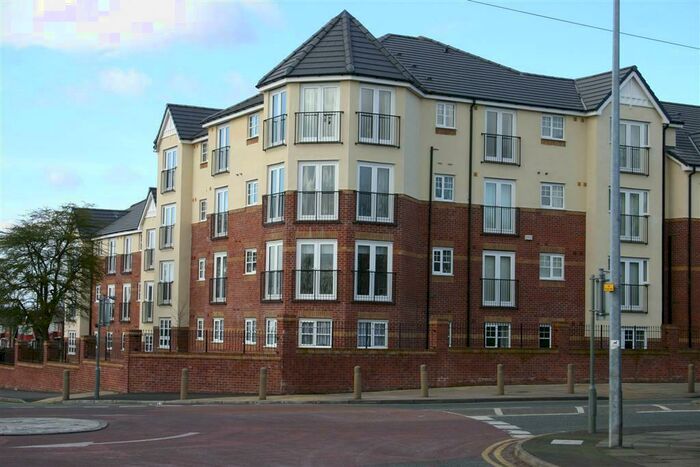 2 Bedroom Apartment To Rent In Pinhigh Place, Salford, M6