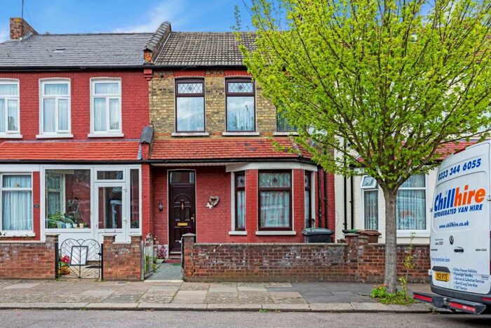 3 Bedroom Terraced House To Rent In Paisley Road, London, N22
