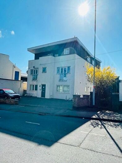 1 Bedroom Flat To Rent In Broad Green, Wellingborough, NN8