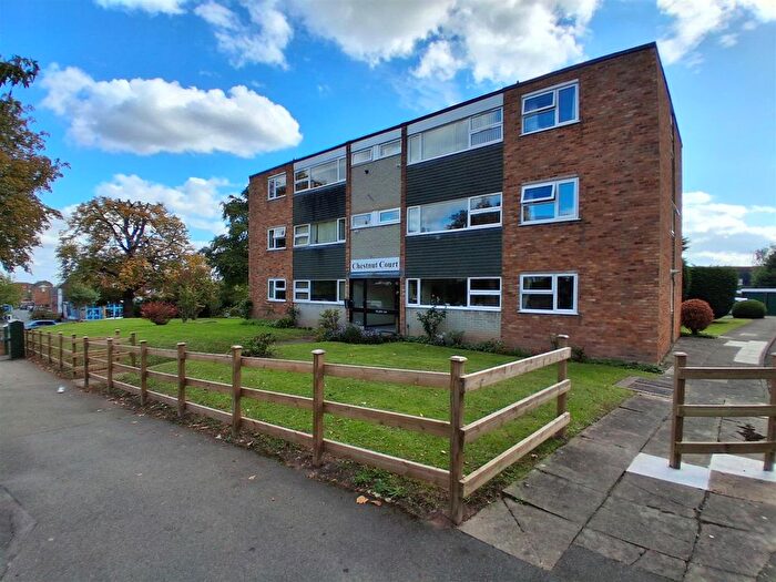 2 Bedroom Flat For Sale In Chestnut Court, Malvern, WR14