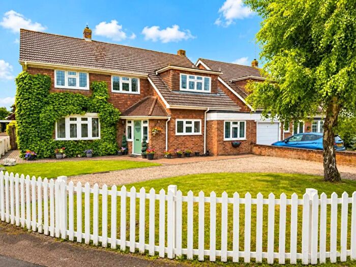 5 Bedroom Detached House For Sale In Hullbridge Road, South Woodham Ferrers, South Woodham Ferrers, CM3