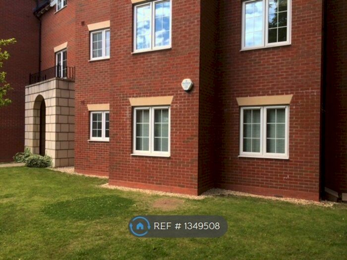 2 Bedroom Flat To Rent In Dingle Lane, Solihull, B91