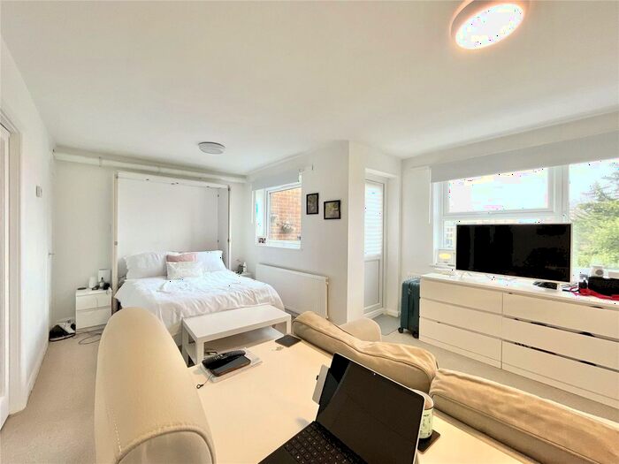 Studio To Rent In Chatsfield Place, Park View Road, Ealing, W5