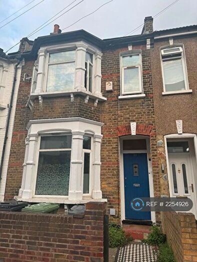 5 Bedroom Terraced House To Rent In Trundleys Road, London, SE8