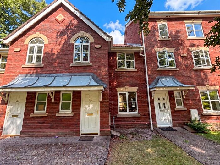 3 Bedroom Terraced House For Sale In Manor Avenue, Sale, M33