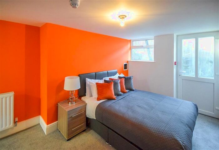 1 Bedroom House To Rent In Room Bradford Road, Shipley, BD18