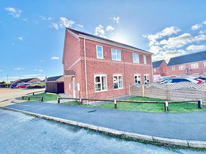 3 Bedroom Semi Detached House For Sale In Somersby Way, Louth, LN11