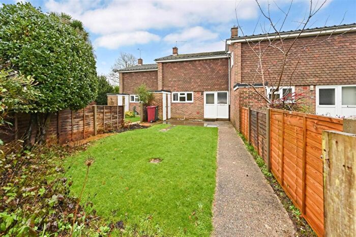 2 Bedroom House To Rent In Kewells Corner, Birdham, PO20