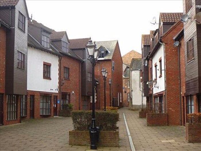 1 Bedroom Flat To Rent In Church Mews, Wisbech, PE13