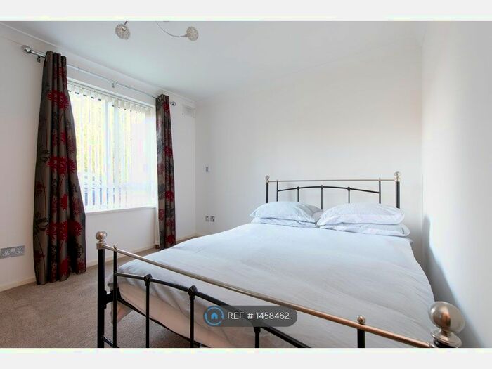 1 Bedroom Flat To Rent In Bradwell Court, Hutton, Brentwood, CM13