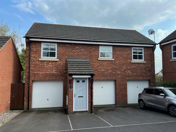 2 Bedroom Flat To Rent In Hilperton, Trowbridge, BA14