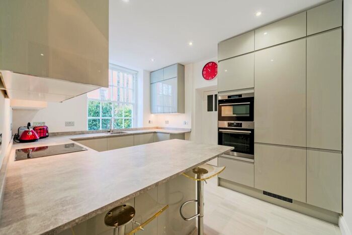 1 Bedroom Apartment To Rent In Finchley Road London, NW8