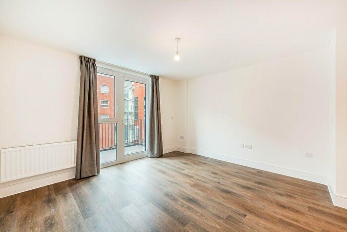 2 Bedroom Apartment To Rent In Howard Court, HP11