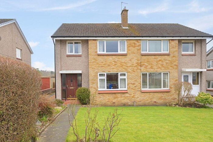 3 Bedroom Semi Detached House For Sale In Pitcorthie Drive, Dunfermline, KY11