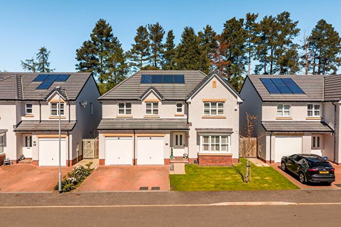 5 Bedroom Detached House For Sale In Whitelawston Drive, Liff, Dundee, DD2