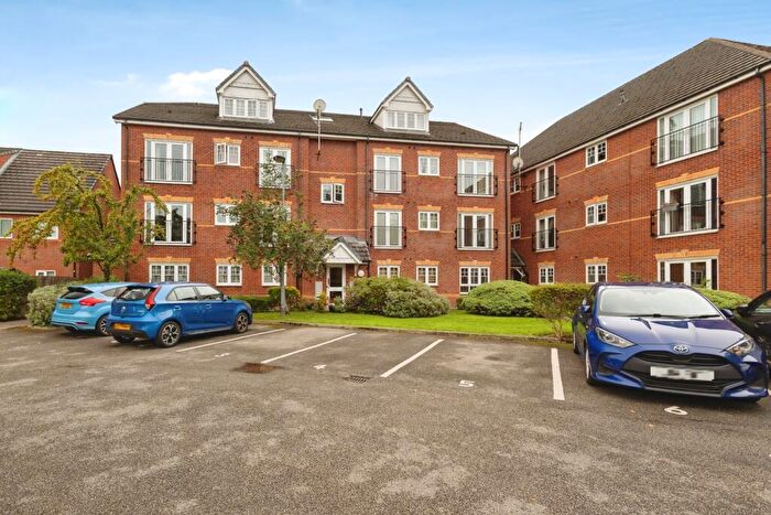 2 Bedroom Flat For Sale In Chelburn Court, Stockport, Greater Manchester, SK3