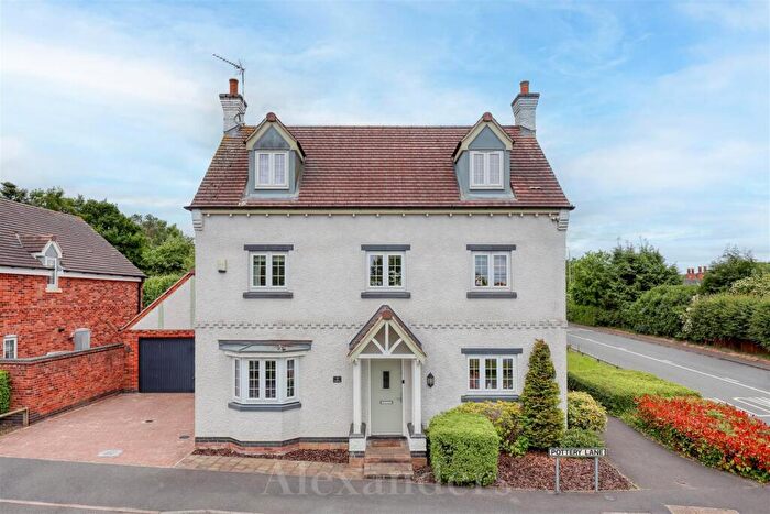 5 Bedroom Detached House For Sale In Pottery Lane, Lount, LE65