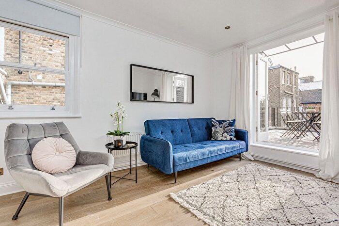 2 Bedroom Flat To Rent In New Kings Road, Parsons Green, SW6
