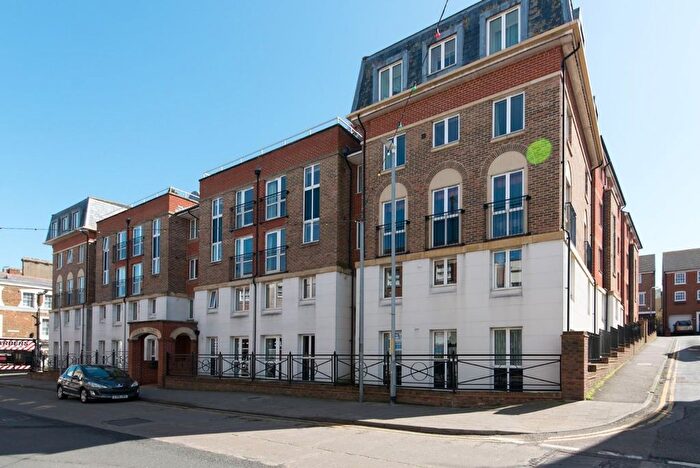 2 Bedroom Flat To Rent In Queen Street, Vyeson Court Queen Street, CT11