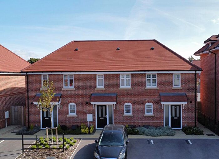 2 Bedroom Terraced House To Rent In Impatiens Place, Worthing, BN13