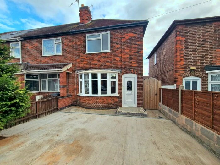 4 Bedroom End Of Terrace House To Rent In Highbury Road, Belgrave, Leicester, LE4