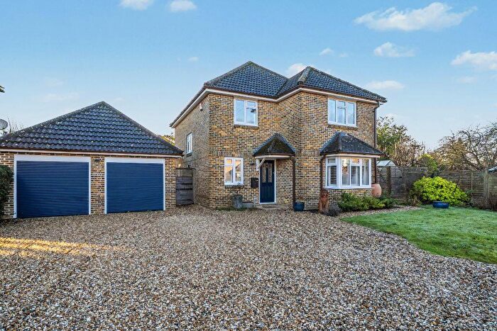 4 Bedroom Detached House For Sale In Webbs Farm Close, Whitchurch, RG28