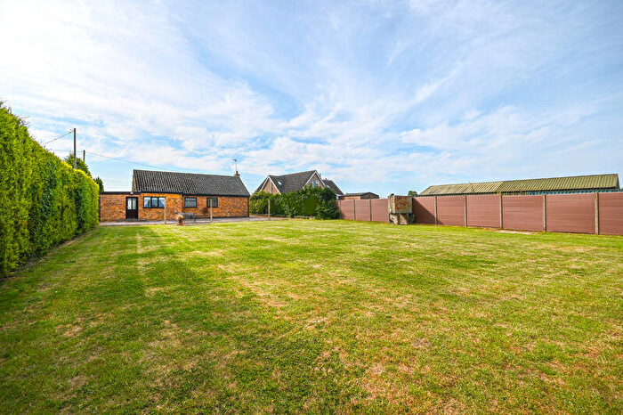 2 Bedroom Bungalow For Sale In Saltney Gate, Saracens Head, Lincolnshire, PE12