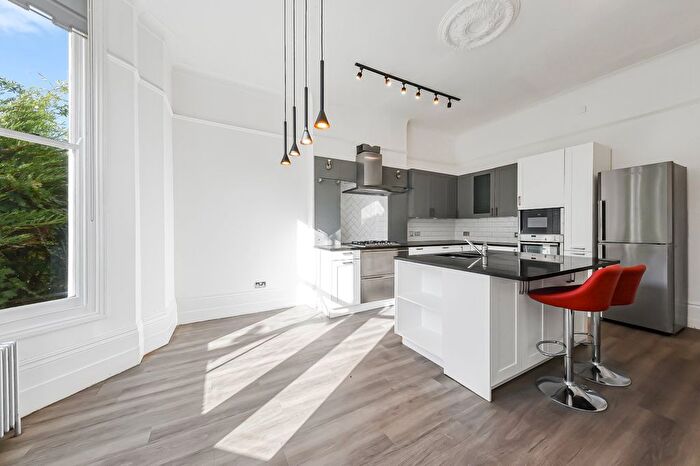 5 Bedroom Flat To Rent In Parkhill Road, Gospel Oak, NW3