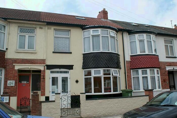 4 Bedroom Terraced House To Rent In Lovett Road, Portsmouth, PO3