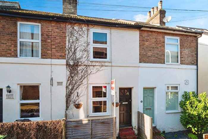 2 Bedroom Terraced House For Sale In Stanley Road, Tunbridge Wells, TN1