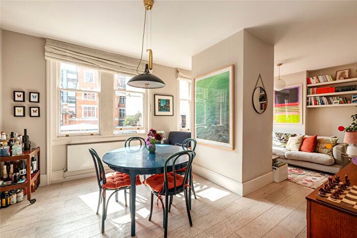 2 Bedroom Flat For Sale In Marylebone, Chiltern Street, London, W1U