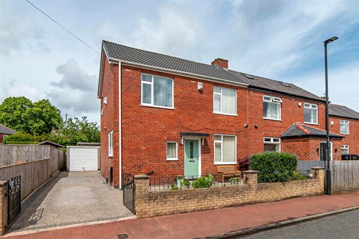 3 Bedroom Semi Detached House For Sale In Greenfield Avenue, Newcastle Upon Tyne, NE5