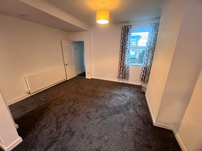 3 Bedroom Terraced House To Rent In Jessie Road, Southsea, PO4