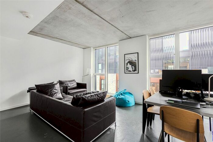 2 Bedroom Flat To Rent In Christina Street, Shoreditch, London, EC2A