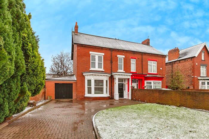 5 Bedroom Semi-Detached House For Sale In Westbourne Road, Hartlepool, TS25