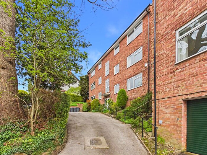 2 Bedroom Flat For Sale In Queen Victoria Road, Totley, Sheffield, S17