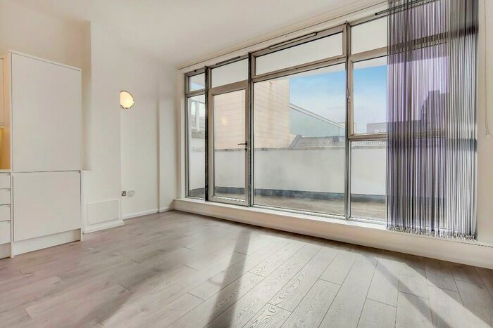 1 Bedroom Apartment To Rent In Ability Plaza, Arbutus Street, London, E8
