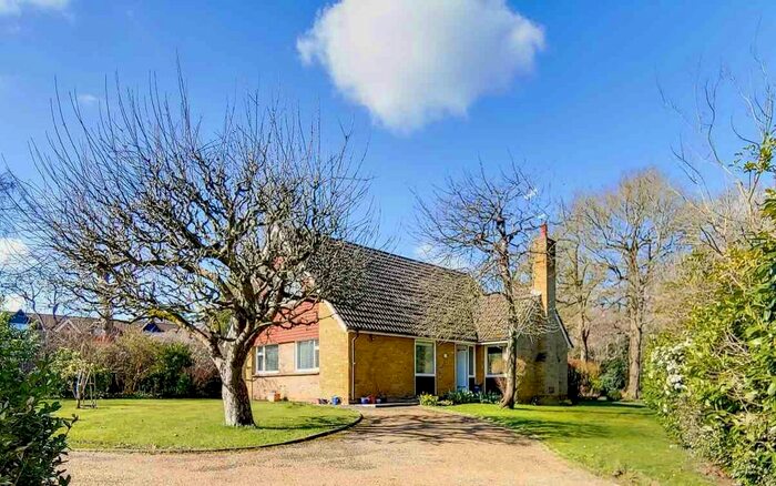 5 Bedroom Detached House To Rent In The Dell, Pinner HA5